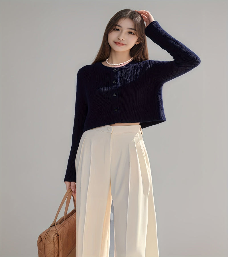 Look Coreano Outono/Inverno – Conjunto Elegante com Blusa de Manga Longa e Calça Casual Bege