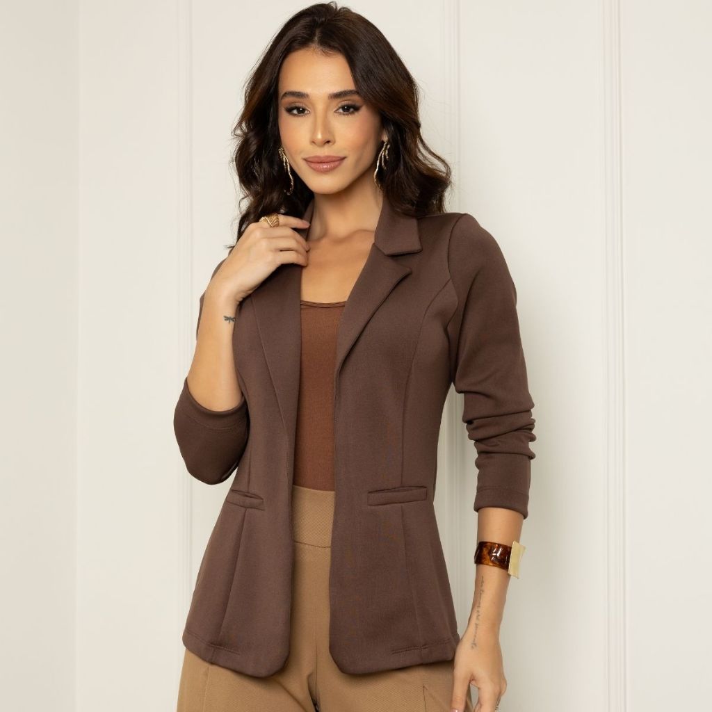 Blazer Social Feminino Elegante Atemporal Sobretudo Acinturado Casual