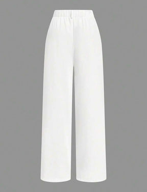 Camisa Listrada + Calça alfaiataria - Look Rainha das Lagrimas