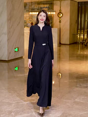 Vestido de manga comprida com decote em V, corte slim, cintura justa