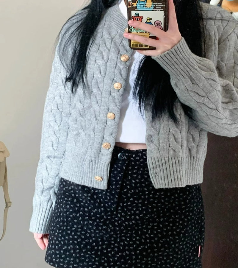 Cardigan Vintage Feminino Tricotado com Botões - Look Elegância de Outono