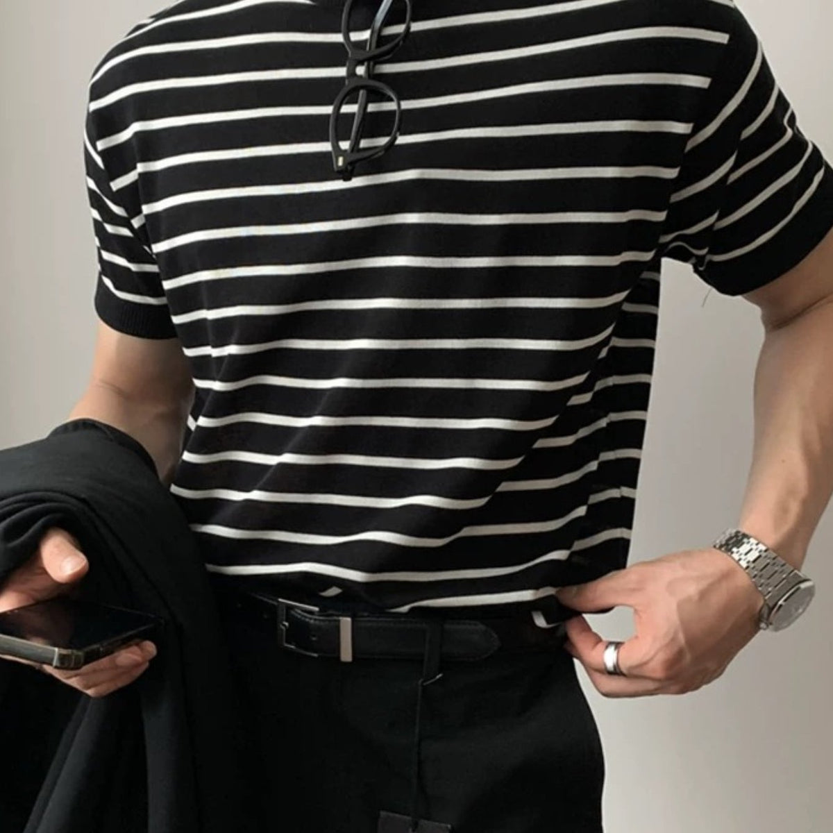 Camiseta masculina clássica listrada de malha - gola redonda