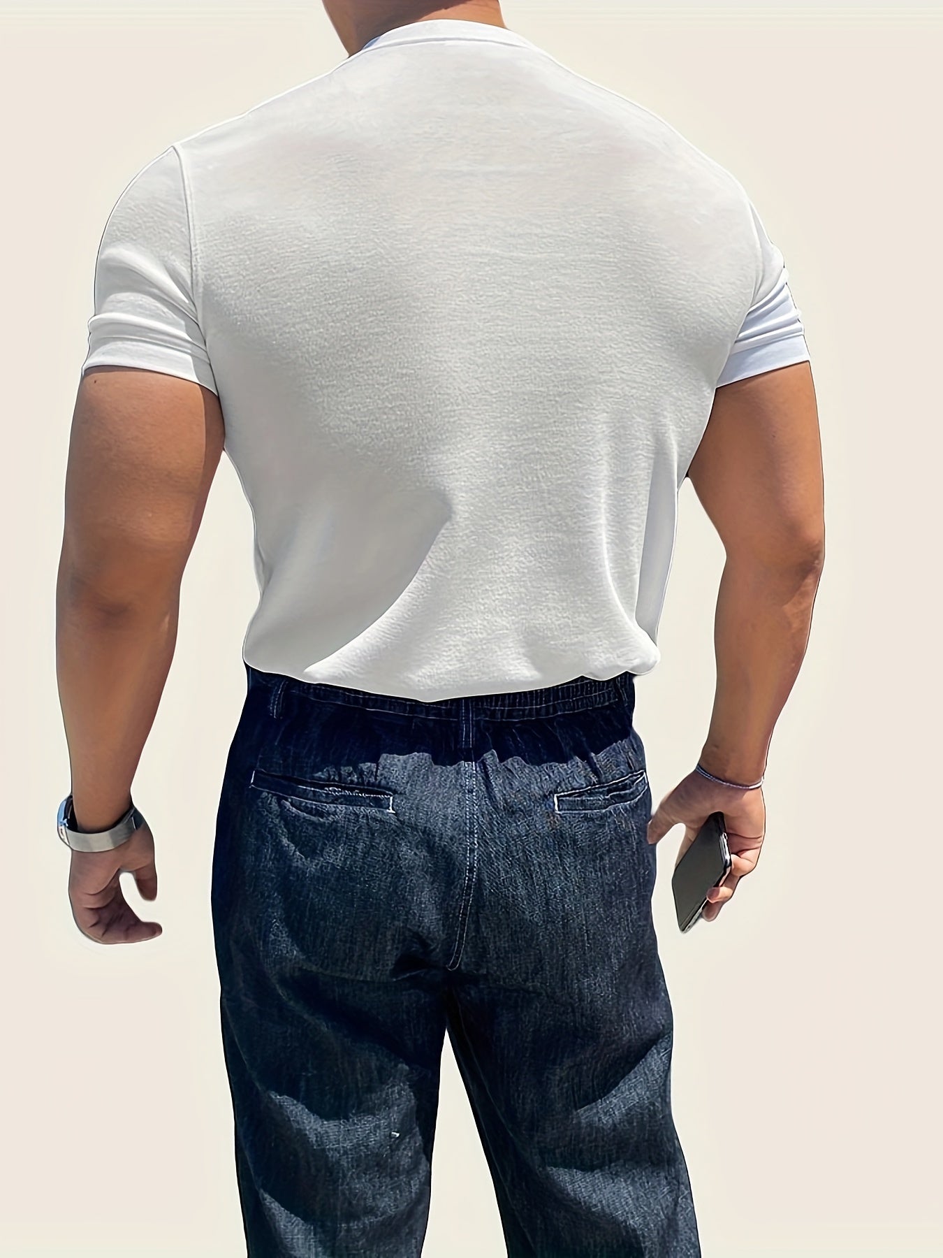 Camisa masculina com decote em V Ultra-Dry