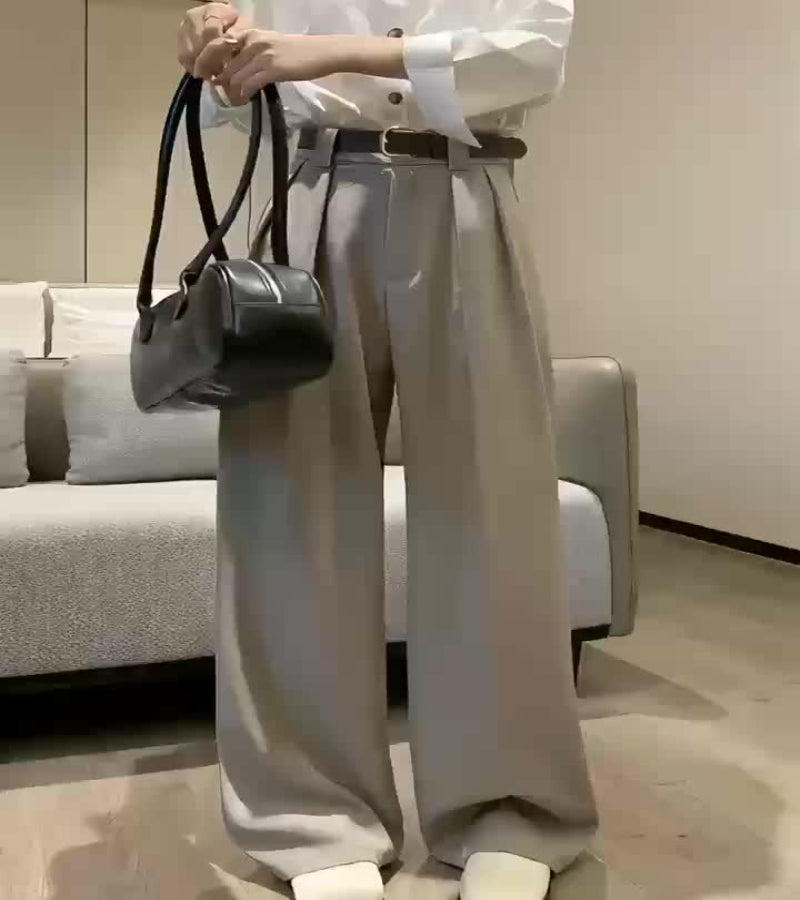 CALÇA CINTURA ALTA COM RECORTE EVASÊ - LOOK “LINHA REFINADA"