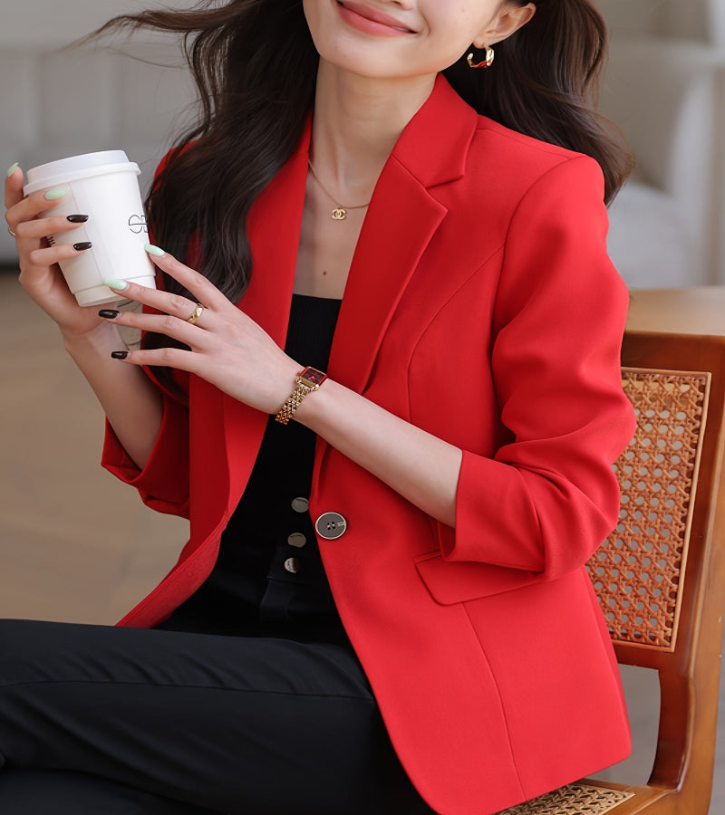 Terno Feminino de Manga Longa – Elegância Atemporal em Corte Clássico