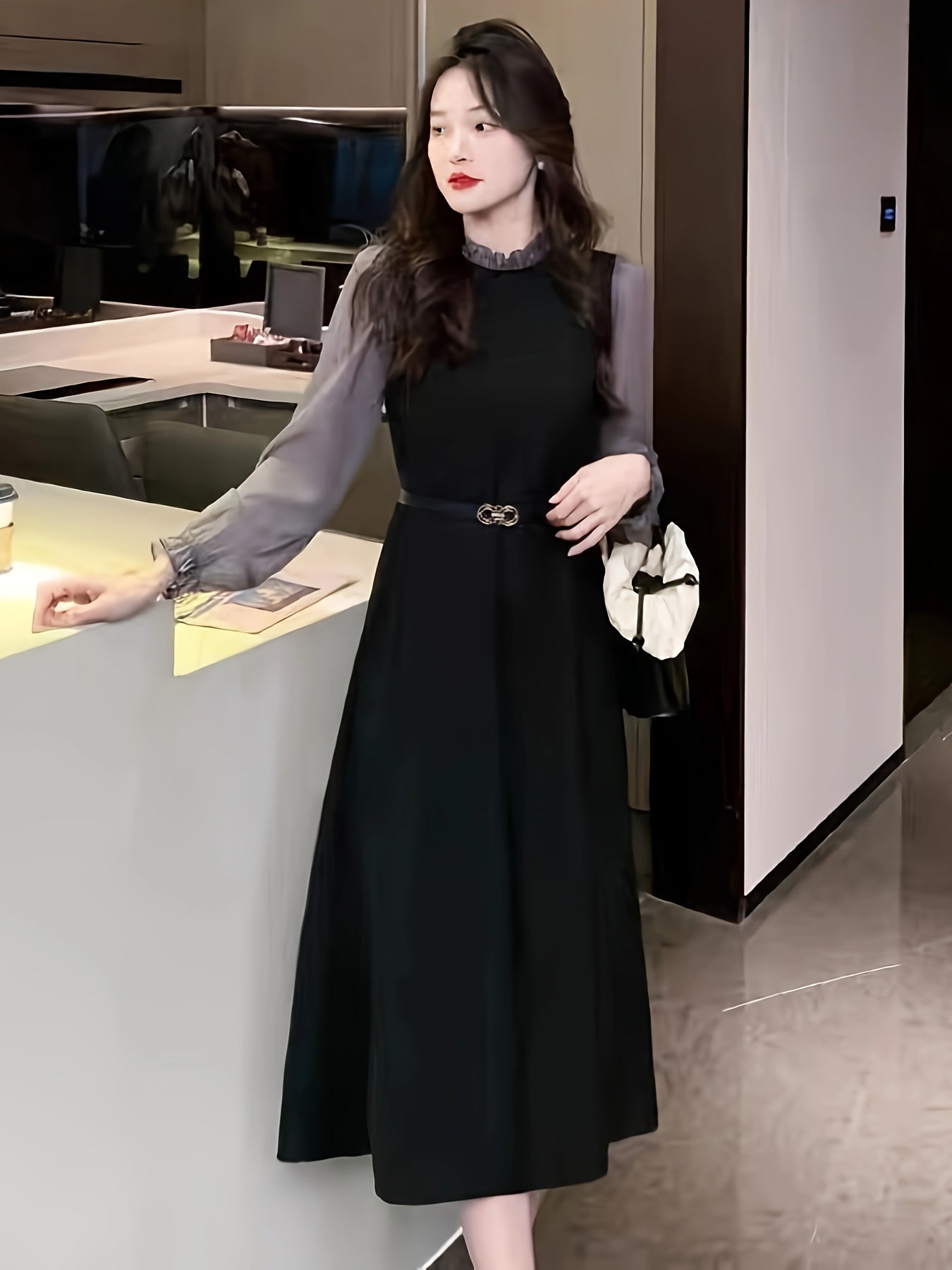 Vestido midi elegante de manga comprida