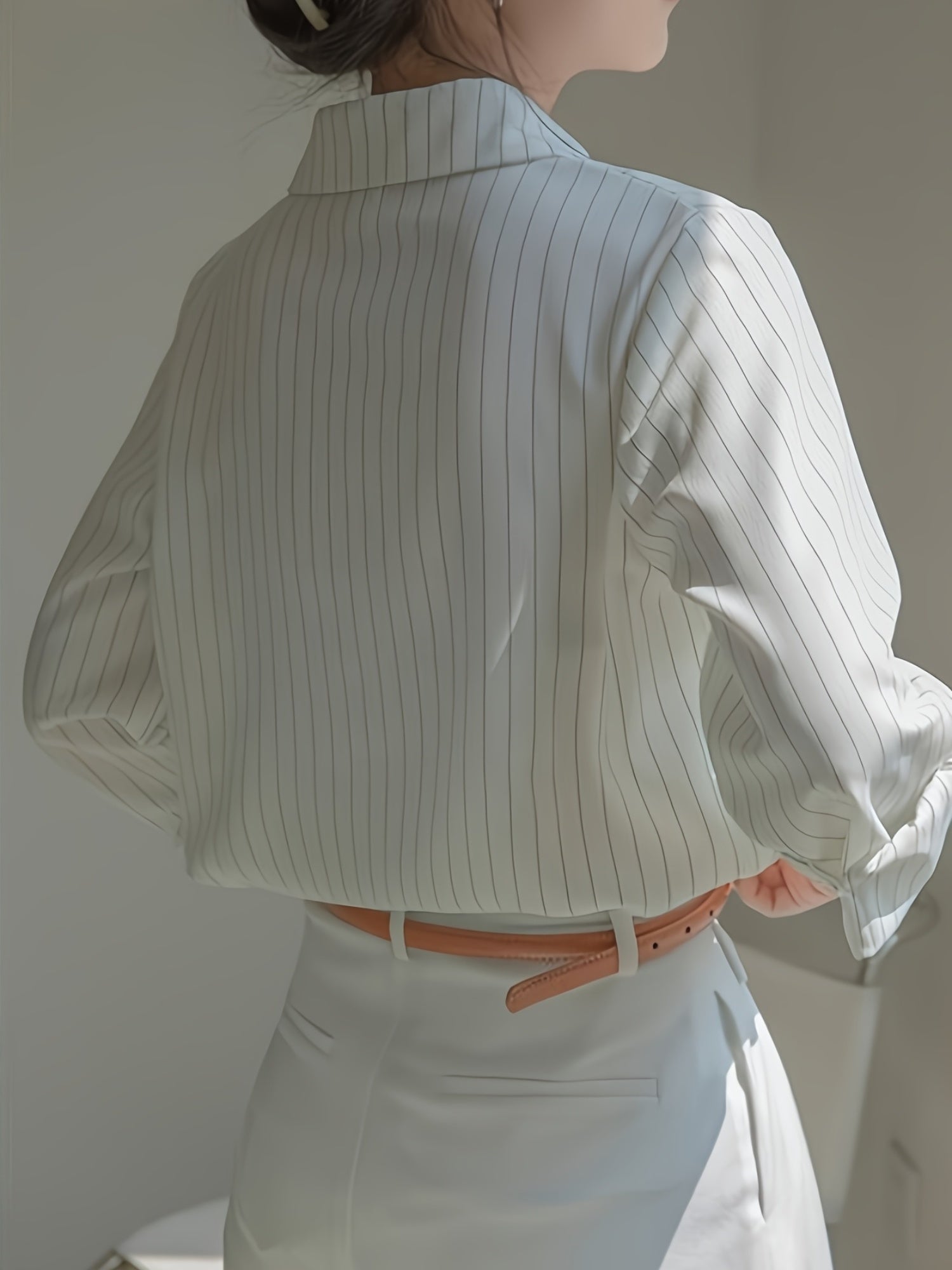 Camisa de manga comprida listrada, gola de lapela