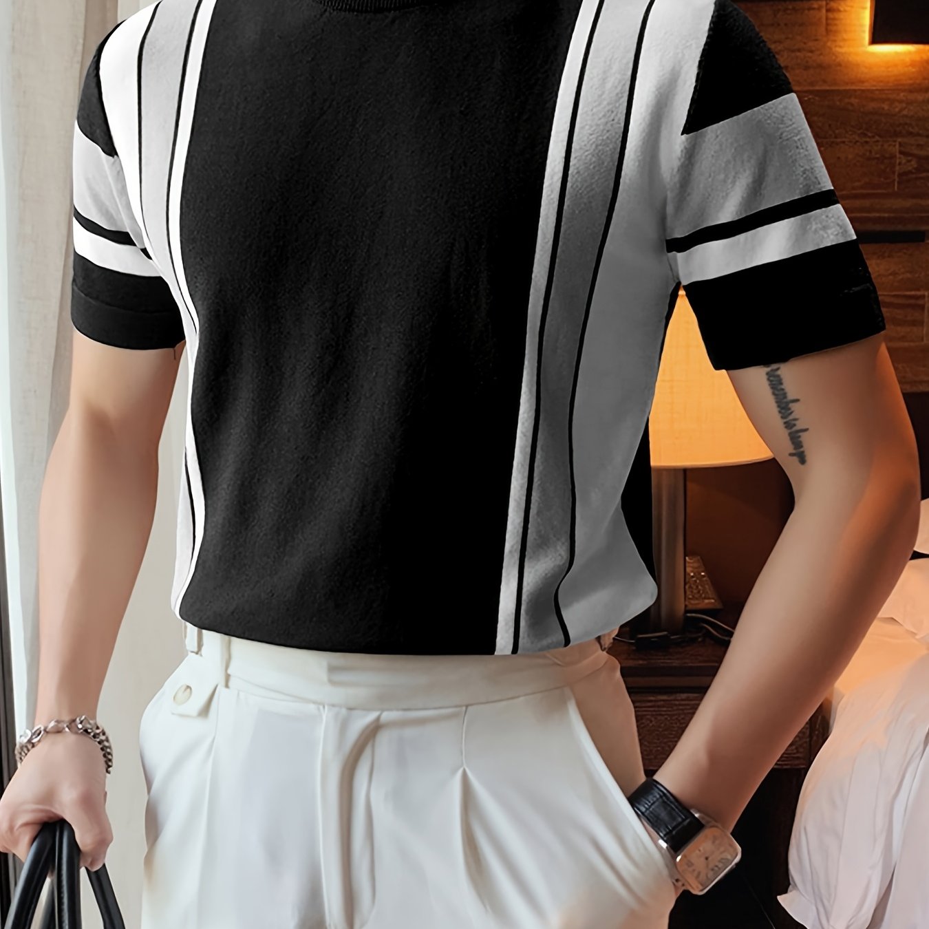 Camisa casual listrada masculina com gola redonda