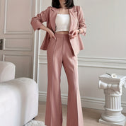 Conjunto de terno feminino de duas peças, incluindo blazer de manga 3/4 e calças boca de sino