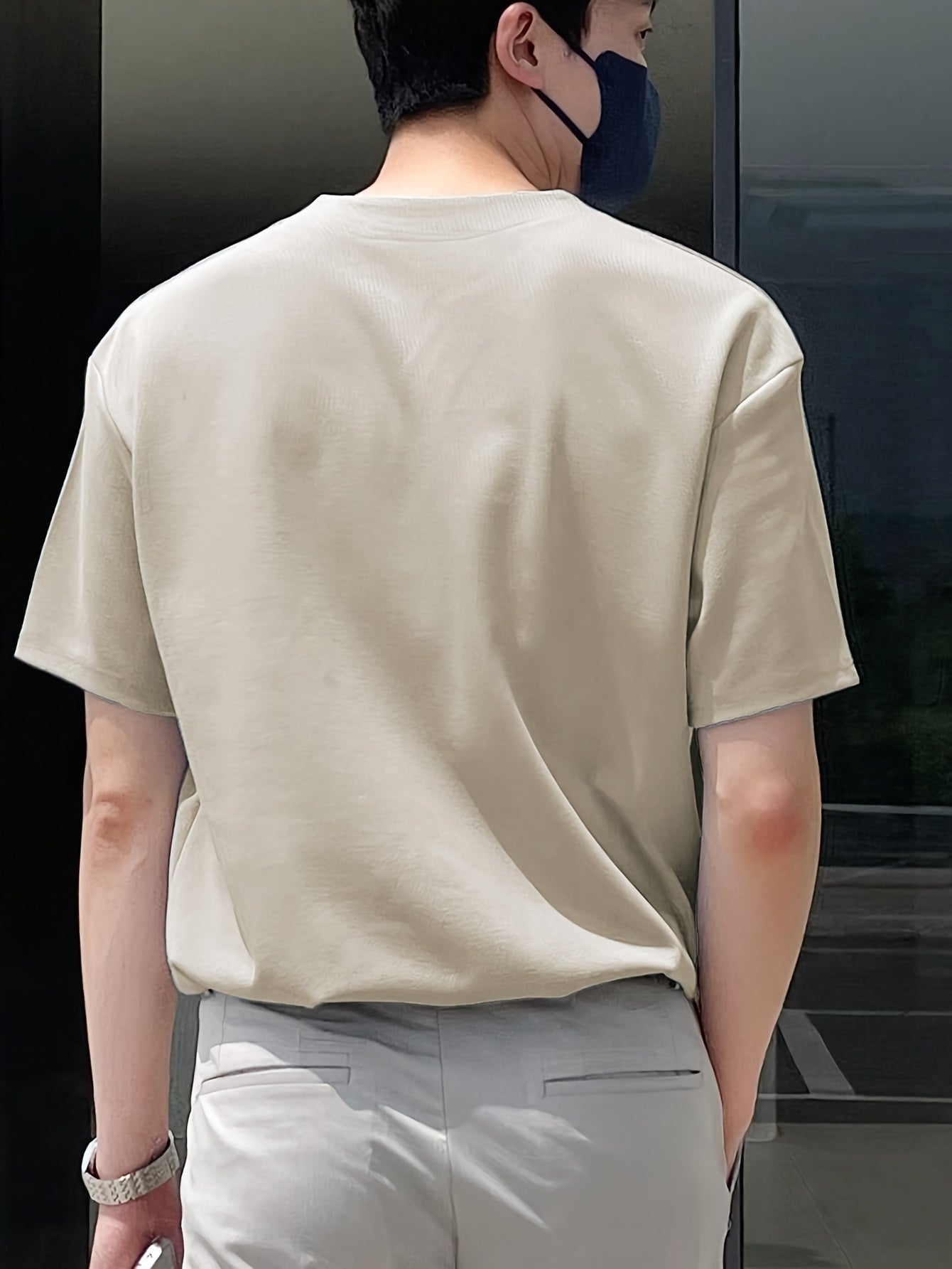 Camisa masculina de manga curta  - gola redonda casual