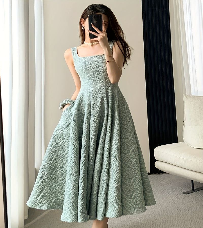 Vestido Elegante de Poliéster com Gola Quadrada