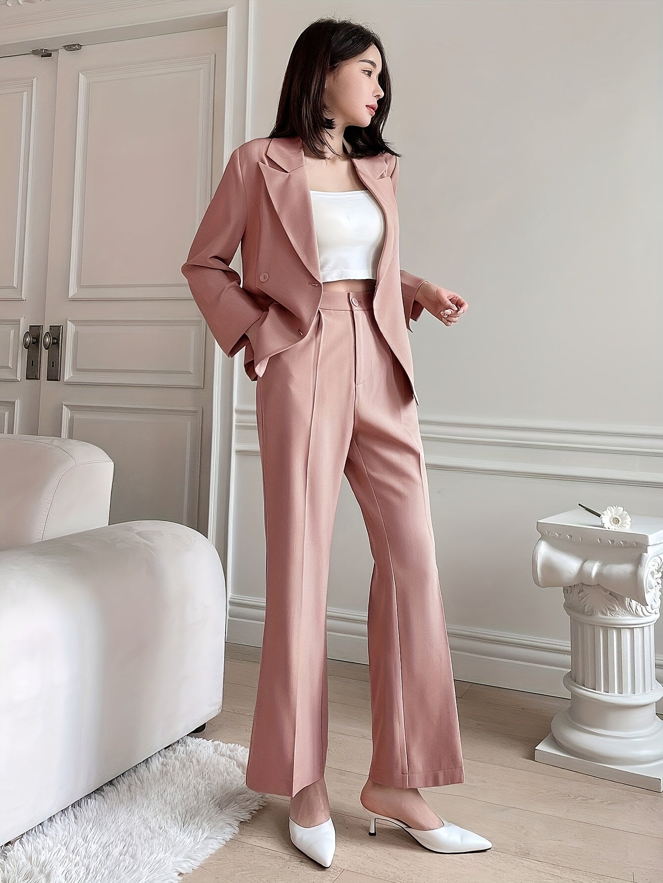 Conjunto de terno feminino de duas peças, incluindo blazer de manga 3/4 e calças boca de sino