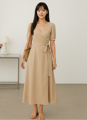 Vestido Elegante com Decote em V e Linha A