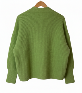 Look "Meu Demônio Favorito" - Cardigan + cropped em tricô