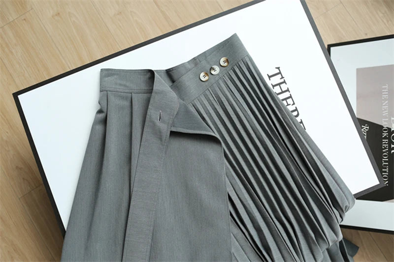 Look Kim You Jung (Rainha das lagrimas) - Saia Midi Irregular  e Cropped Vinho