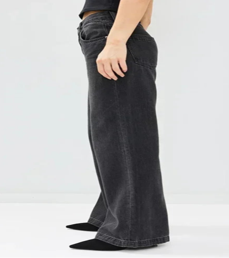 Look Rainha das lagrimas - Calça e Camisa Casual