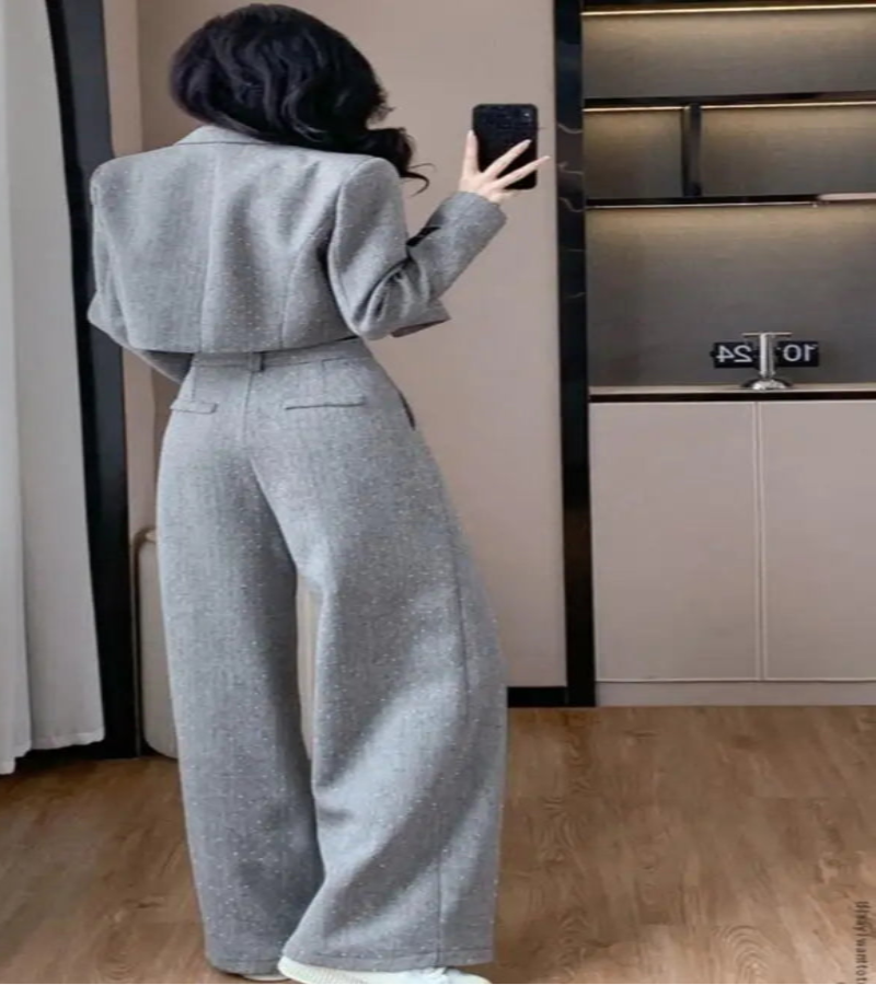 Terno Feminino com Botão Único e Calça de Cintura Alta – Elegância e Sofisticação Coreana