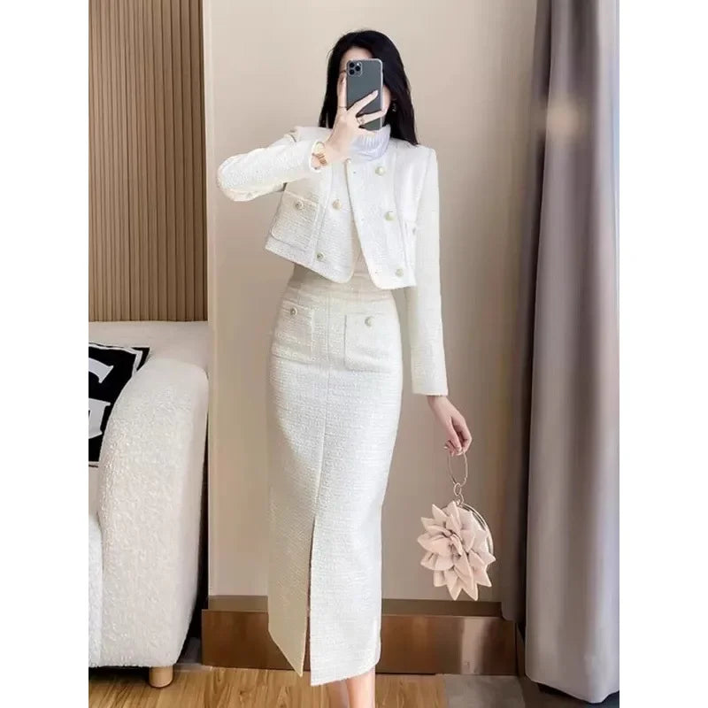 Conjunto Tweed com Jaqueta Curta e Saia - Look Elegância Profissional