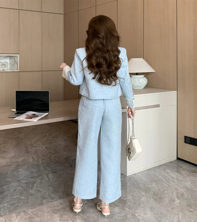 Look Elegância Tweed – Conjunto de Duas Peças com Casaco e Calça de Alfaiataria