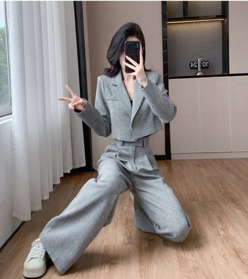 Terno Feminino com Botão Único e Calça de Cintura Alta – Elegância e Sofisticação Coreana