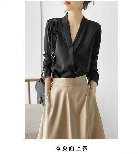 Blusa elegante em seda cetim