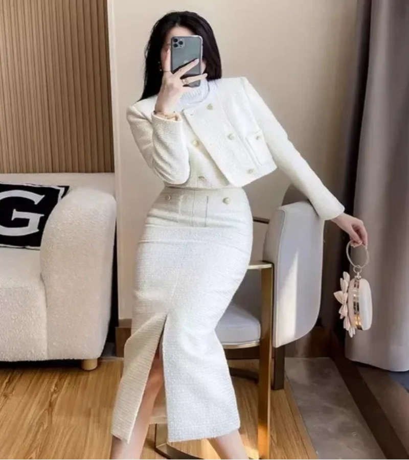 Conjunto Tweed com Jaqueta Curta e Saia - Look Elegância Profissional