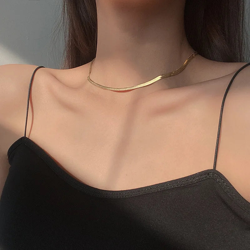 Gargantilha Punk com Corrente de Cobra e Lâmina Plana, Colar Dourado e Prateado
