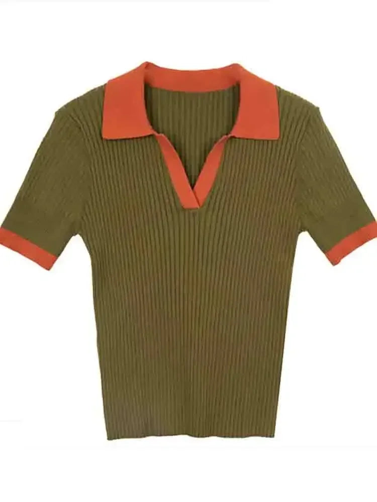 Camiseta Feminina Canelada Manga Curta  Gola Polo - Serenité
