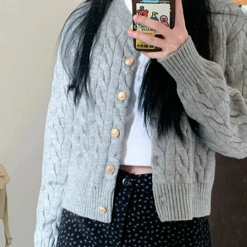 Cardigan Vintage Feminino Tricotado com Botões - Look Elegância de Outono