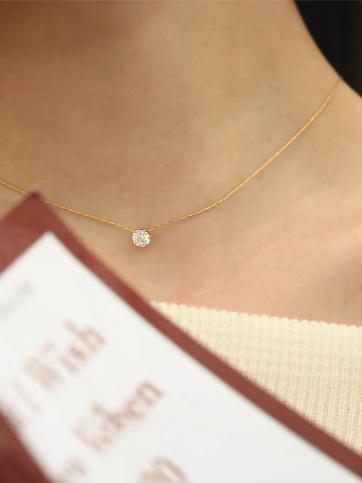 Colar  Minimalista Solitário com Pingente de Zircônia Antimanchas