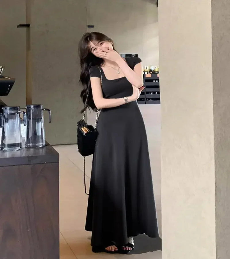 Vestido Longo Slim com Gola Quadrada A-Line