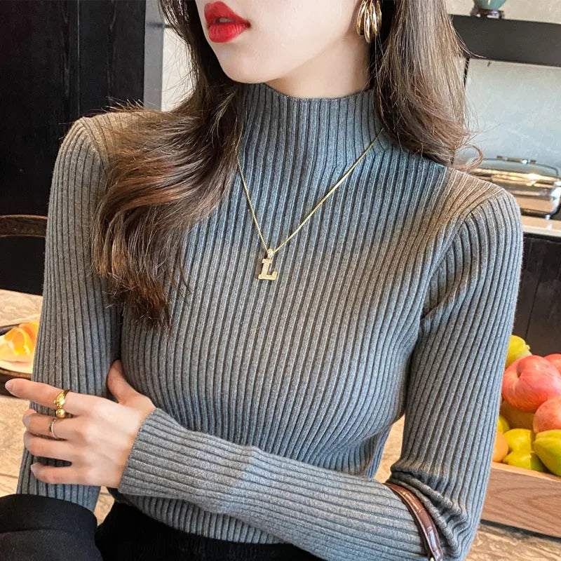 SUÉTER DE INVERNO COM GOLA FALSA - LOOK “ENTRE ESTAÇÕES”