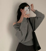 Blusa Suéter Estilo Coreano Chique com Ombros de Fora