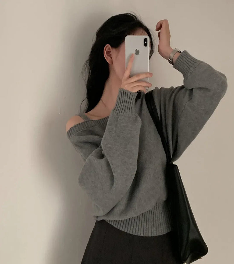Blusa Suéter Estilo Coreano Chique com Ombros de Fora