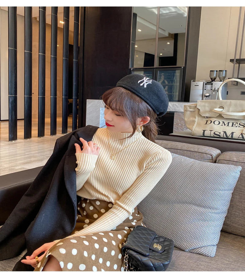 SUÉTER DE INVERNO COM GOLA FALSA - LOOK “ENTRE ESTAÇÕES”