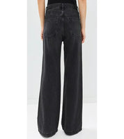 Look Rainha das lagrimas - Calça e Camisa Casual