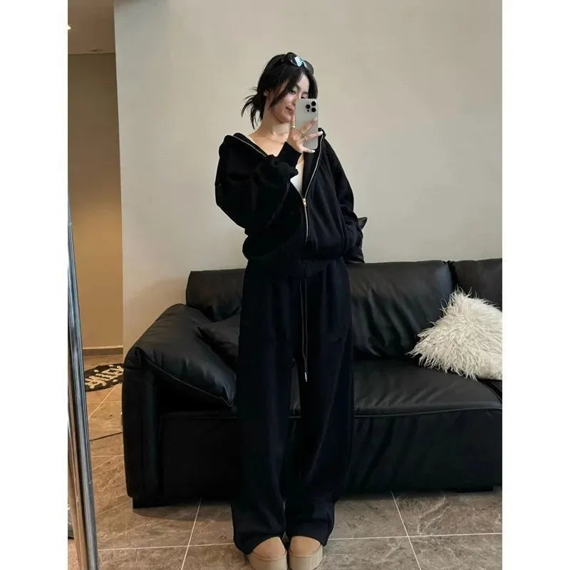 Conjunto Casual Feminino Plus Size com Capuz e Calça de Perna Larga