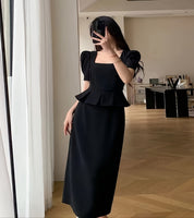Vestido elegante justo com decote quadrado,  cor sólida, tecido, com detalhe peplum
