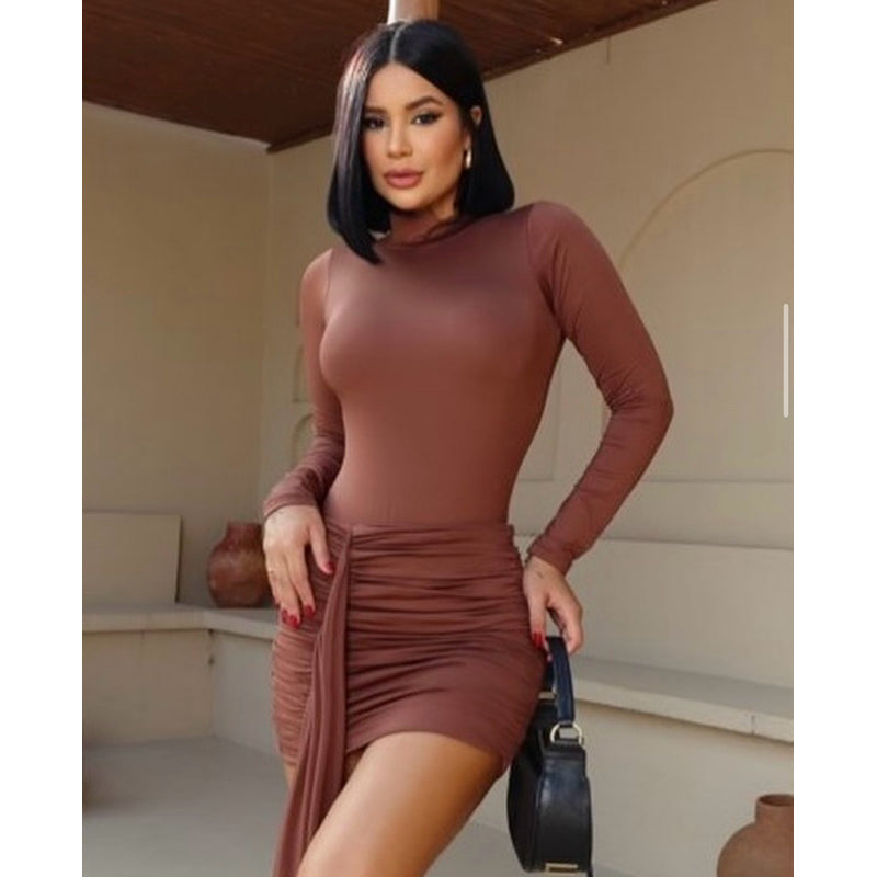 Conjunto Body e Saia Feminino | Manga longa | Frio e noite | Um Arraso