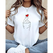 T-shirt Unissex Lisa 100% Algodão Estilo Soltinha Casual Verão Figa Coração