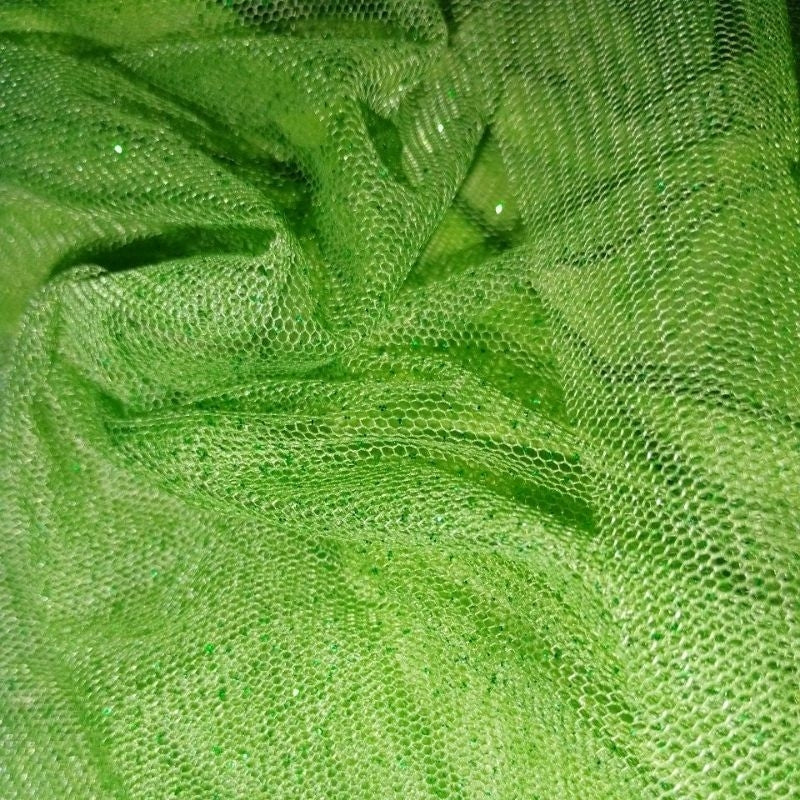 vestido brilhoso esmeralda elegante un hombro luxouso ideal para festas  madrinhas convidadas formandas noivas
