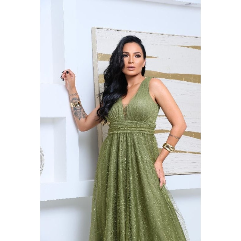 vestido de festa para todas as ocasiões especiais,noivas,convidadas,formaturas,elegante com ótimo caimento brilhoso S.C