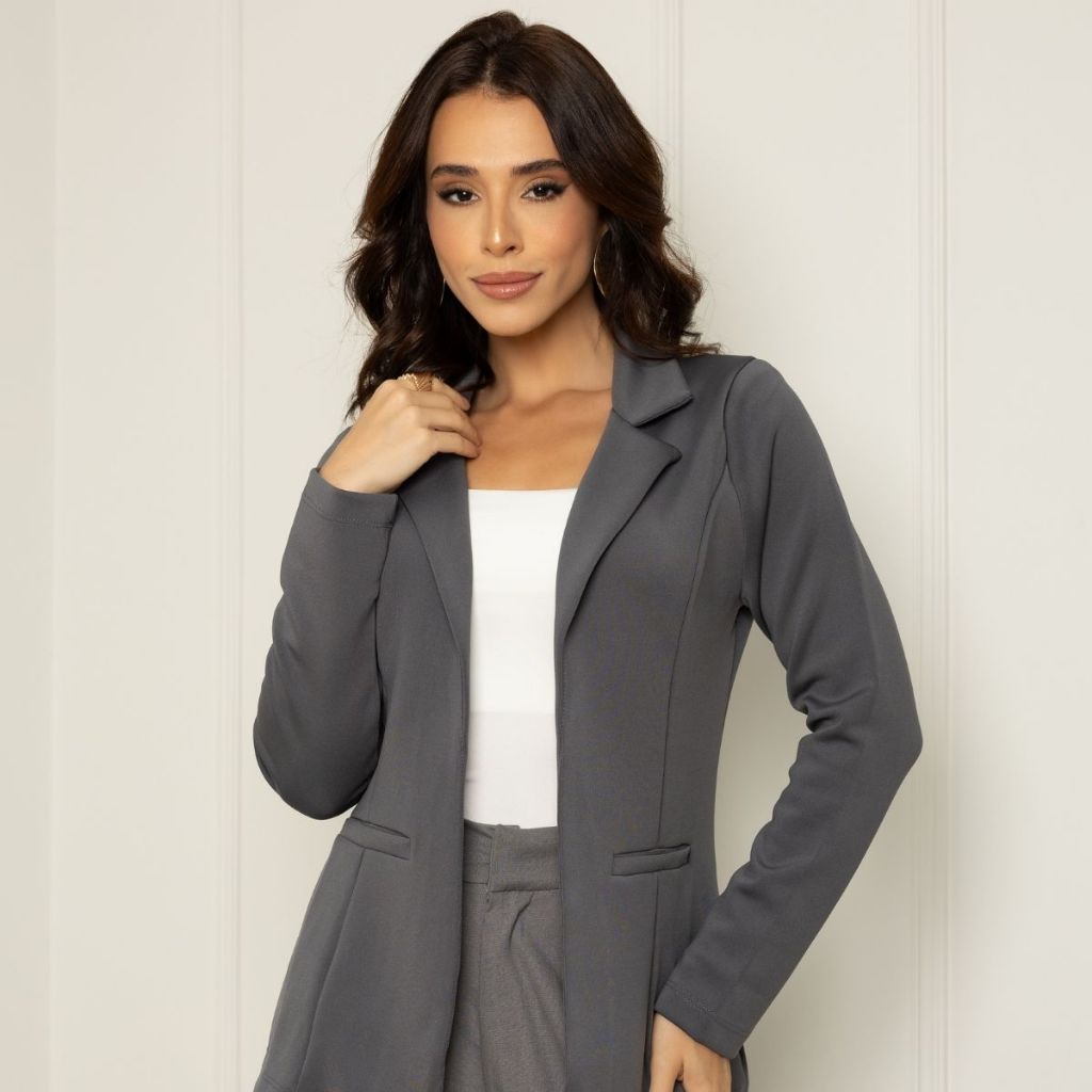 Blazer Social Feminino Elegante Atemporal Sobretudo Acinturado Casual