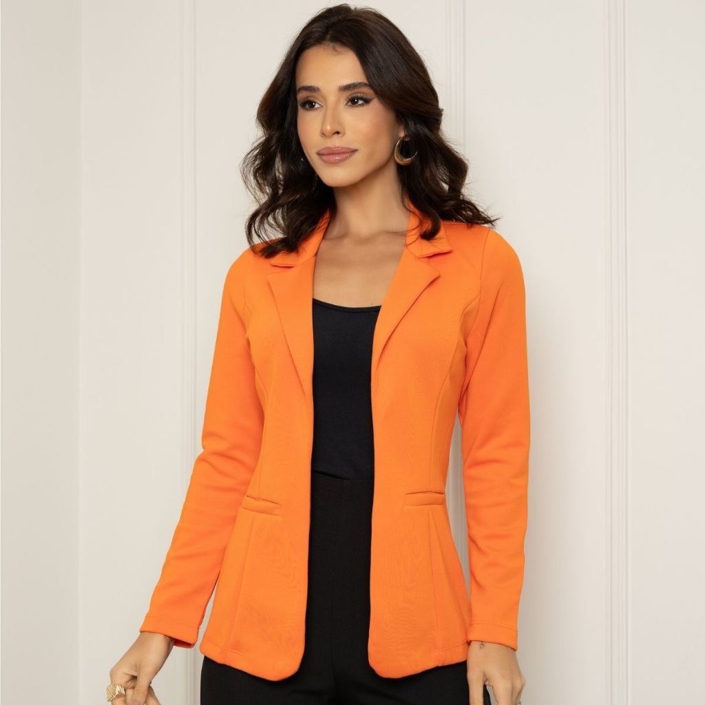 Blazer Social Feminino Elegante Atemporal Sobretudo Acinturado Casual