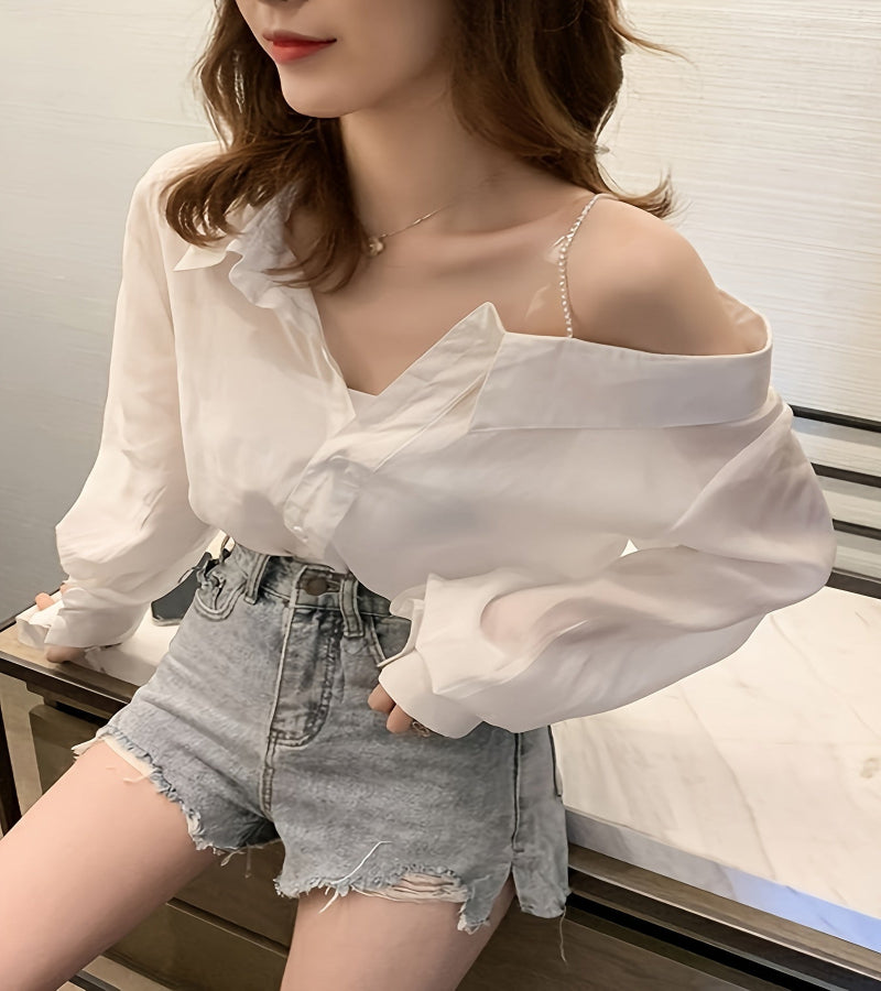 Camisa feminina de manga comprida com ombros de fora