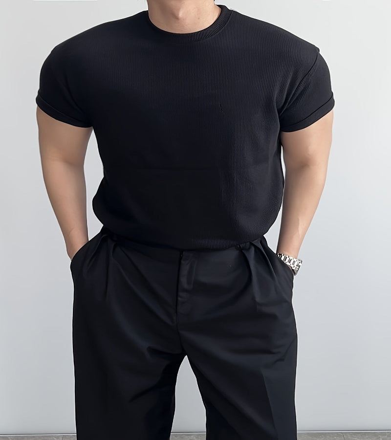 Camisa masculina de poliéster com gola redonda -  manga curta e cor sólida