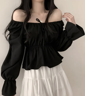 Camisa Solta de Ombro Caído com Cintura Marcada e Mangas Sino com Babados – Sofisticação e Leveza no Estilo Coreano