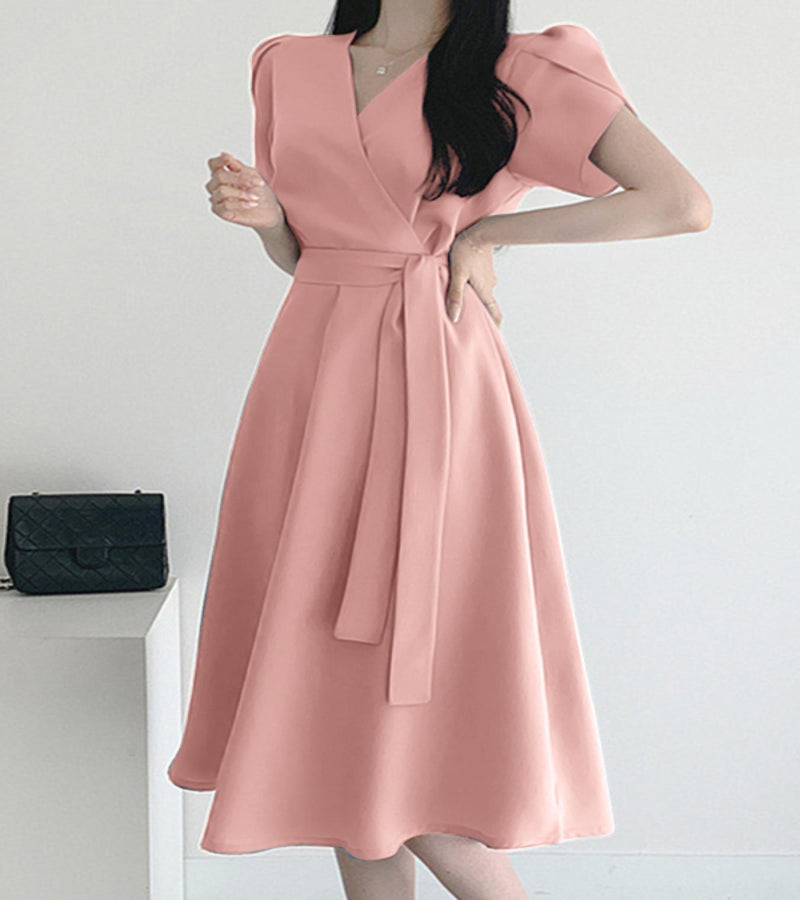 Vestido Elegante com Decote em V e Linha A