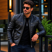 Jaqueta Biker Masculina Forrada Em Couro Sintético Com Zíper Estilo Motoqueiro Casual Elegante.